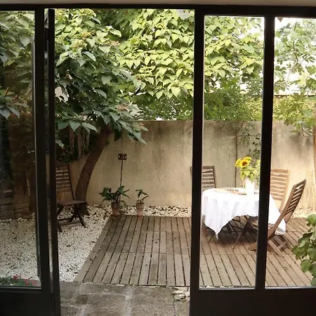 La Summer House Avec Jardin 2*