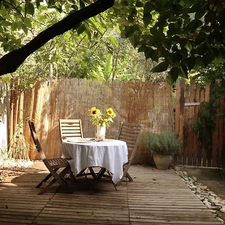 La Summer House Avec Jardin 2*