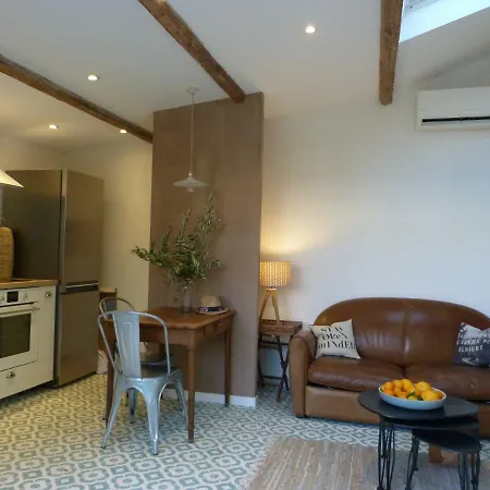 La Summer House Avec Jardin Pensionat Arles