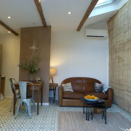 La Summer House Avec Jardin Pensionat Arles